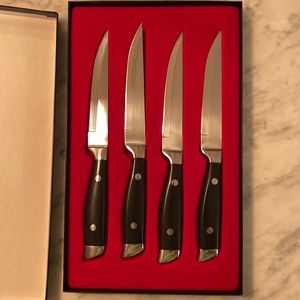 Set of Walco steak knives